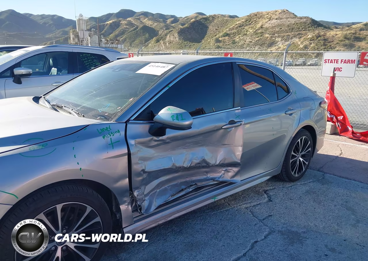 2020 Toyota Camry Se VIN:4T1G11AK9LU876723 - 6