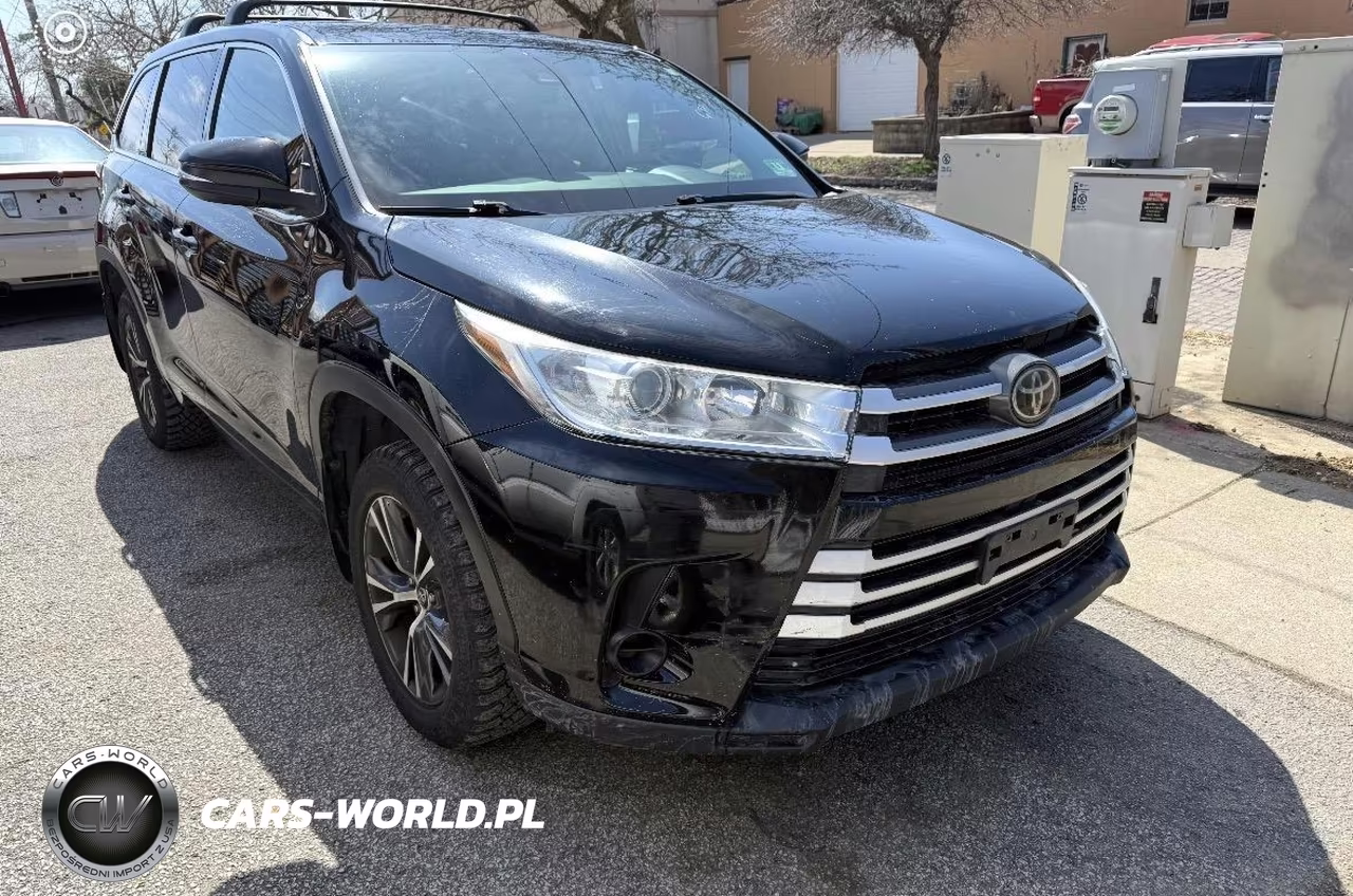 2018 Toyota Highlander Le