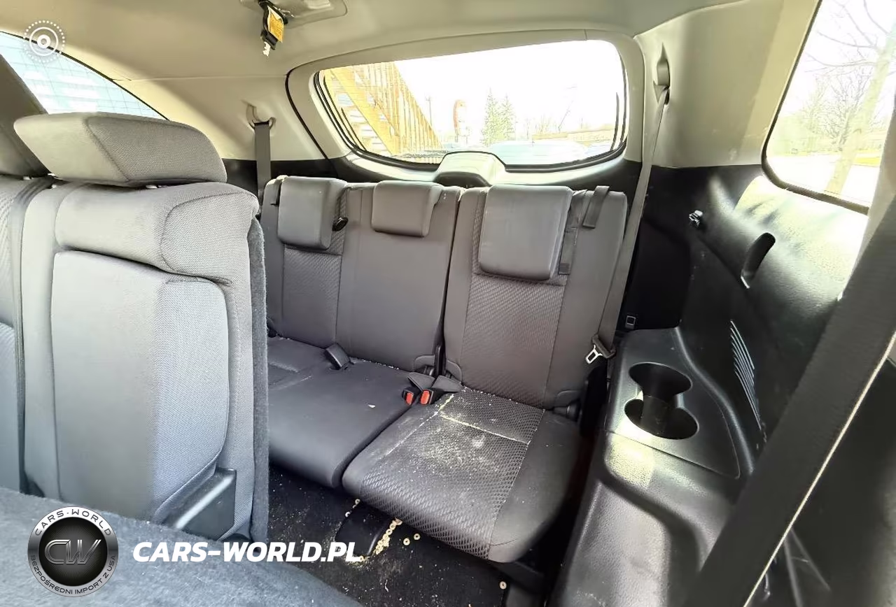 2018 Toyota Highlander Le VIN:5TDBZRFH1JS883847 - 12