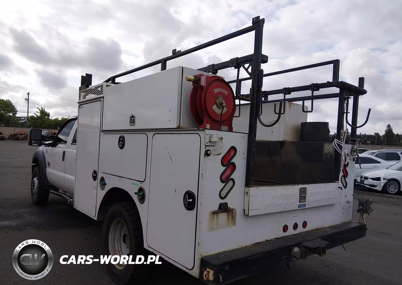 2015 Ford F-550 Chassis Xl VIN:1FD0W5HT5FEA04692 - 3