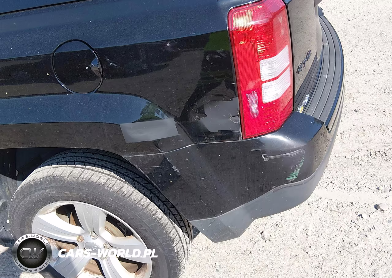 2015 Jeep Patriot Altitude Edition VIN:1C4NJRBB8FD379577 - 6
