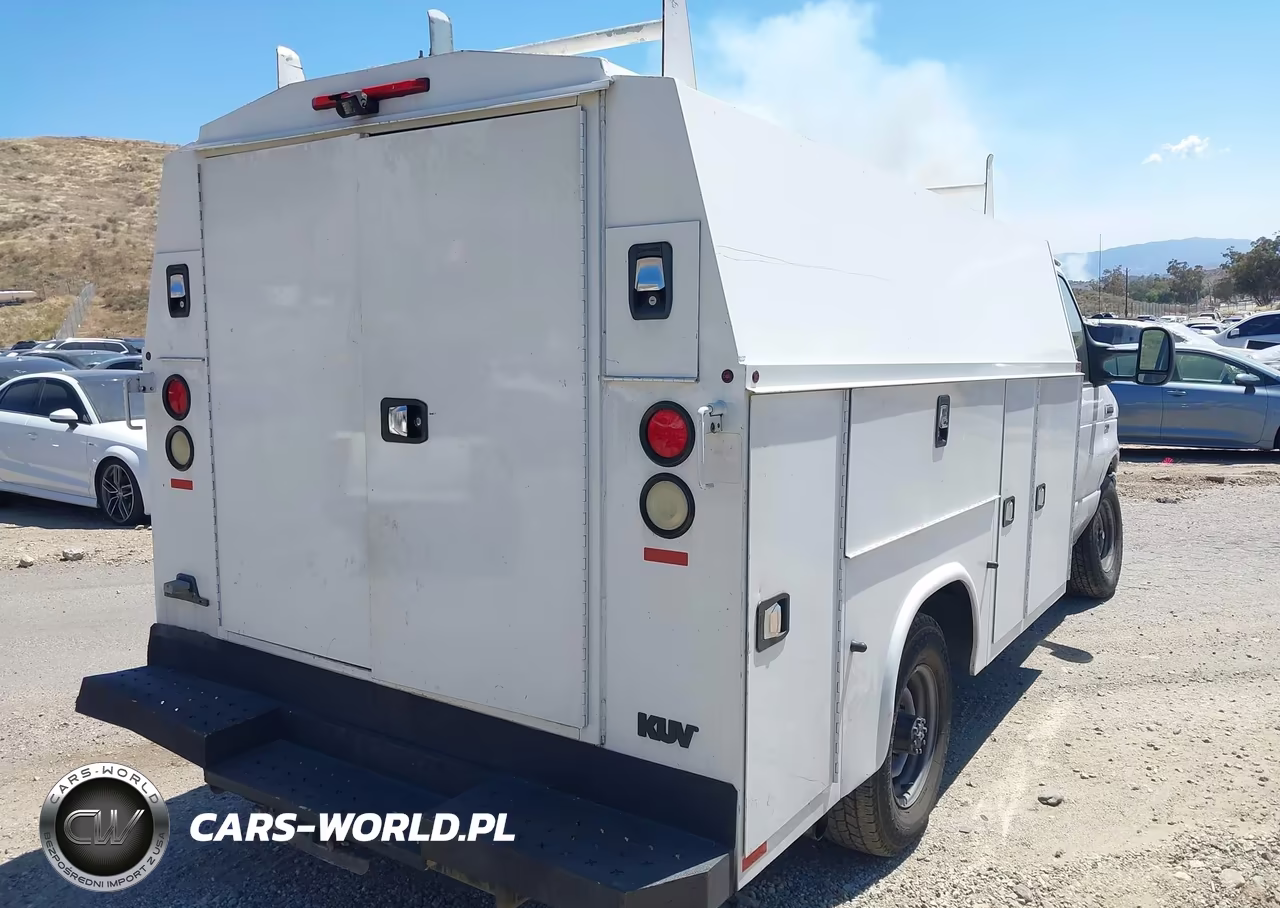 2015 Ford E-350 Cutaway VIN:1FDWE3FL1FDA04120 - 4