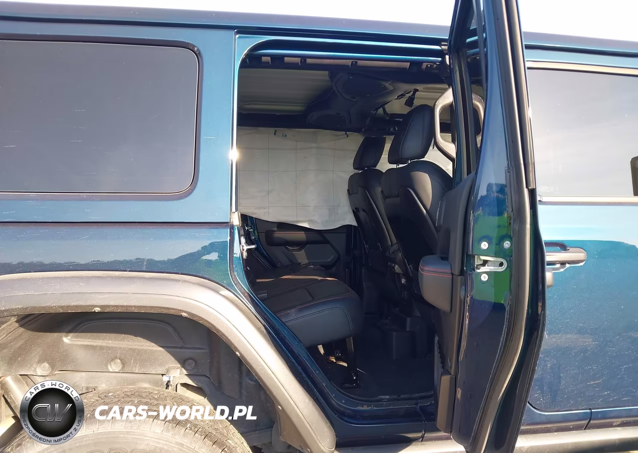 2025 Jeep Wrangler 4-Door Rubicon 4X4 VIN:1C4PJXFN1SW510140 - 8