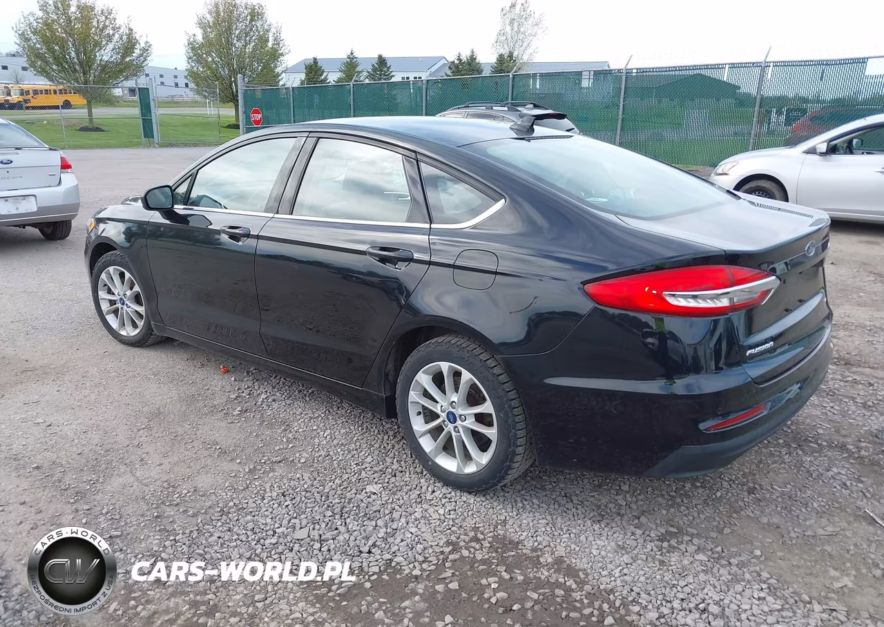 2019 Ford Fusion Se VIN:3FA6P0H77KR123326 - 3