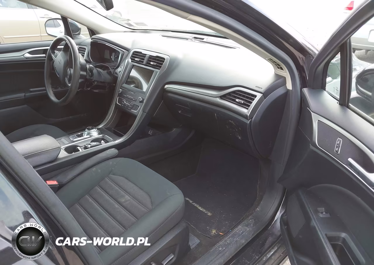 2019 Ford Fusion Se VIN:3FA6P0H77KR123326 - 5