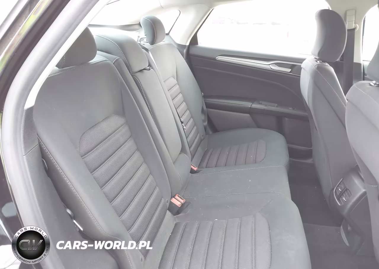 2019 Ford Fusion Se VIN:3FA6P0H77KR123326 - 8