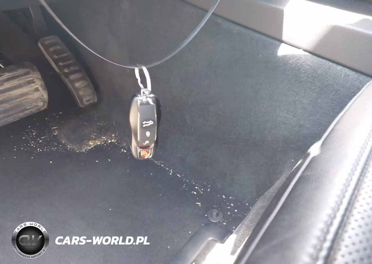 2017 Porsche Cayenne VIN:WP1AA2A2XHKA81648 - 11