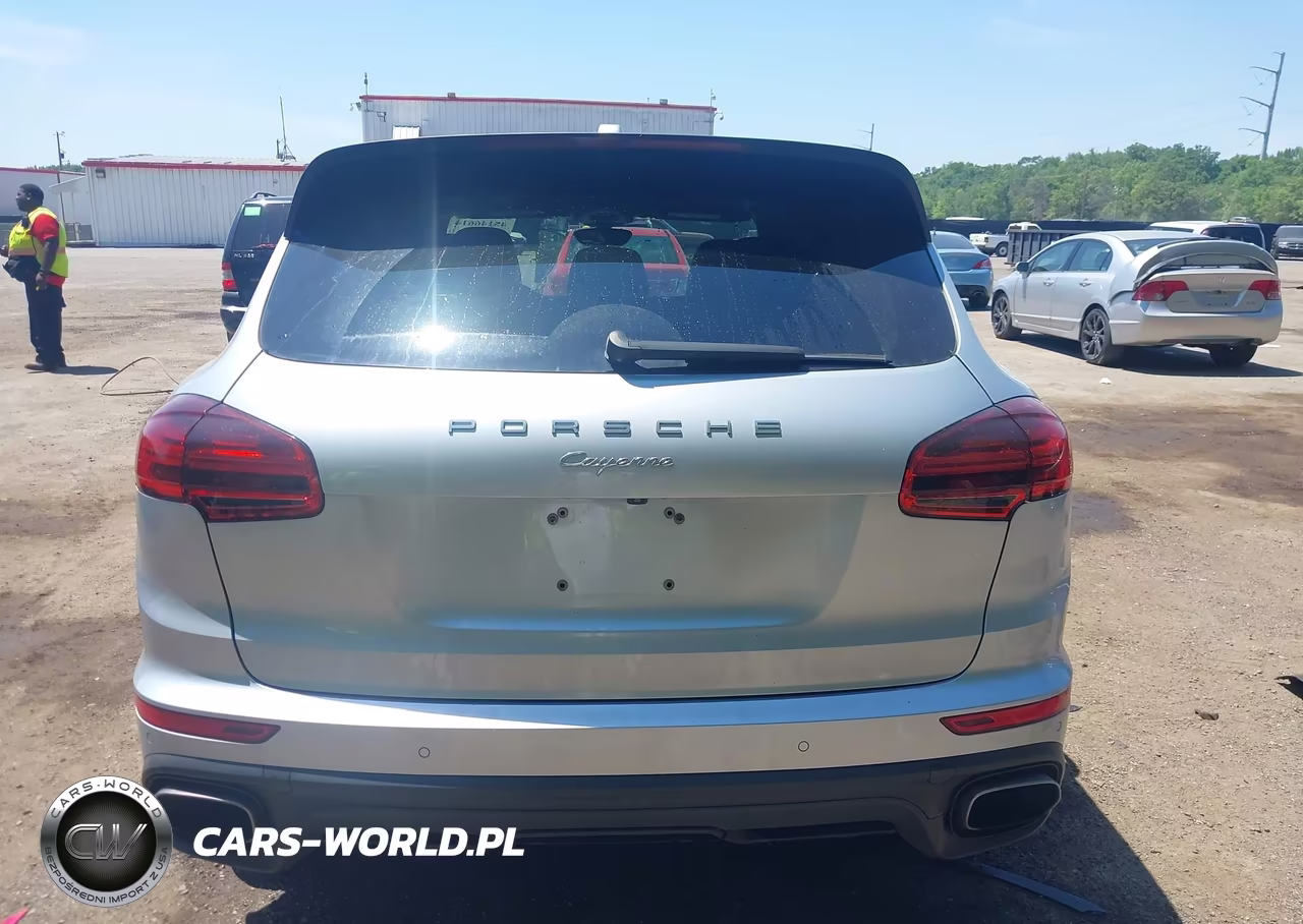 2017 Porsche Cayenne VIN:WP1AA2A2XHKA81648 - 16