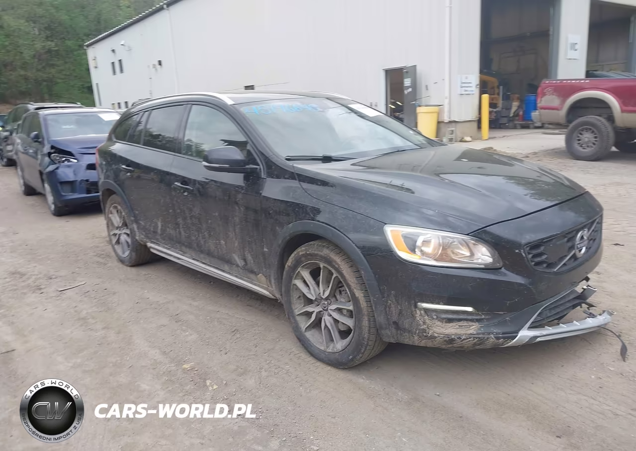 2018 Volvo V60 Cross Country T5