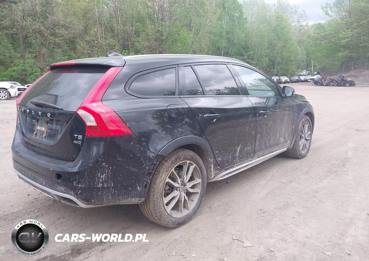 2018 Volvo V60 Cross Country T5 VIN:YV440MWK5J2054897 - 3