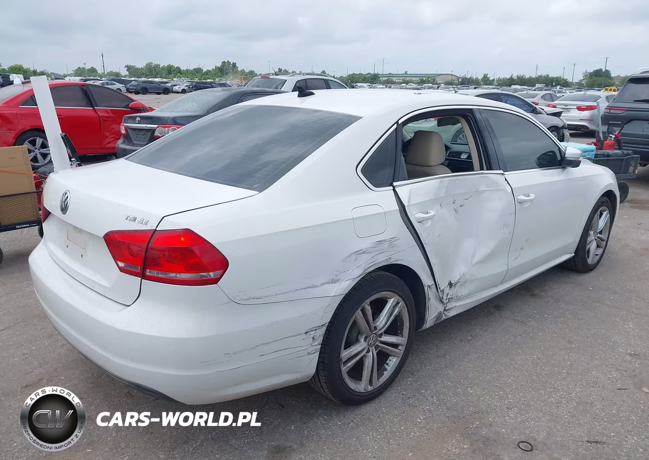 2014 Volkswagen Passat 1.8T Se VIN:1VWBT7A33EC092905 - 4