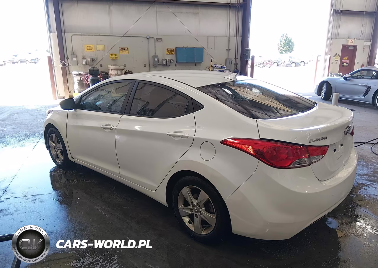 2011 Hyundai Elantra Gls VIN:5NPDH4AEXBH018099 - 3