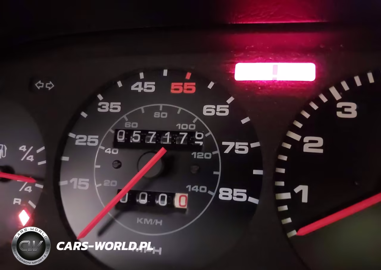 1981 Porsche 928 VIN:WP0JA0923BS820604 - 15