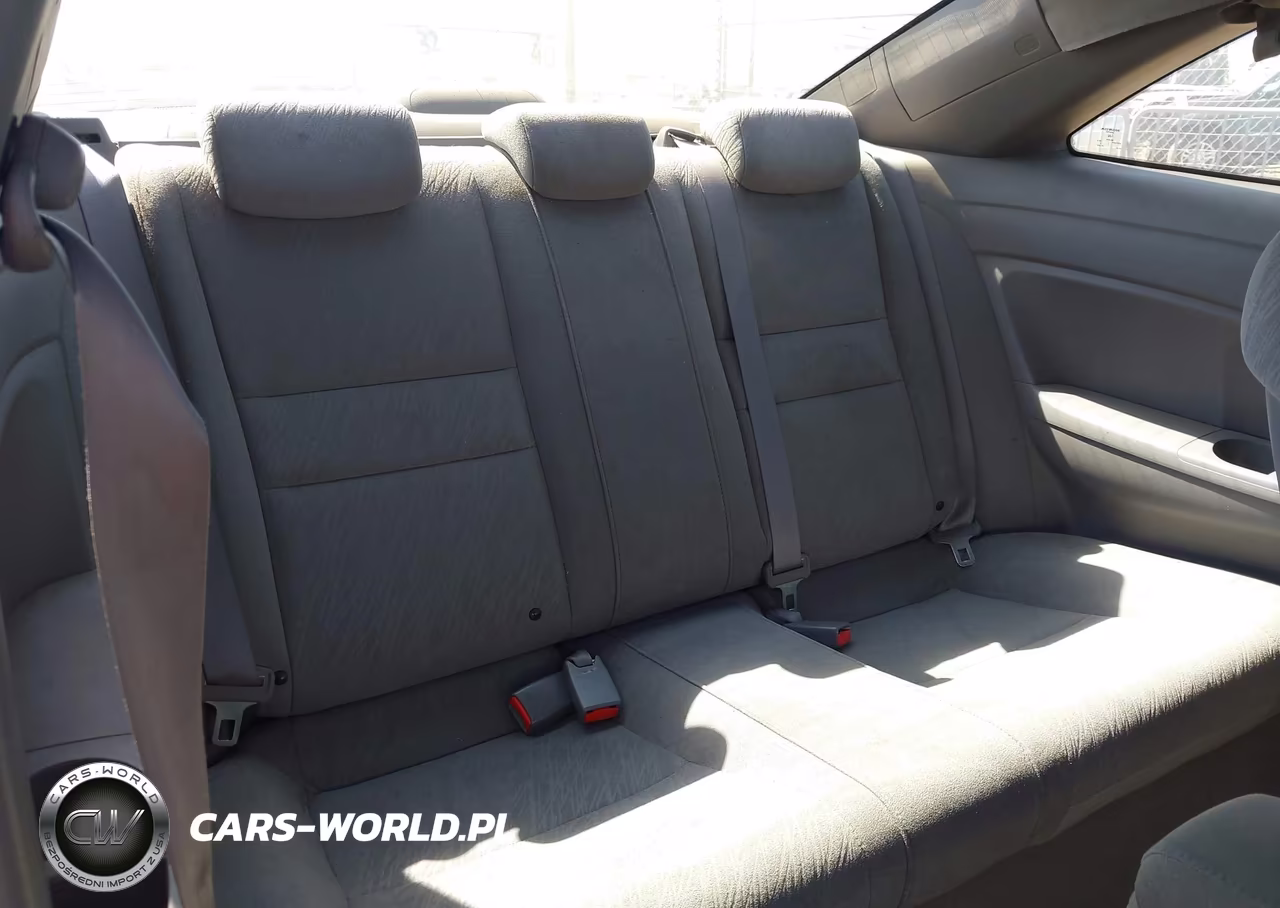 2007 Honda Civic Lx VIN:2HGFG12647H503440 - 8