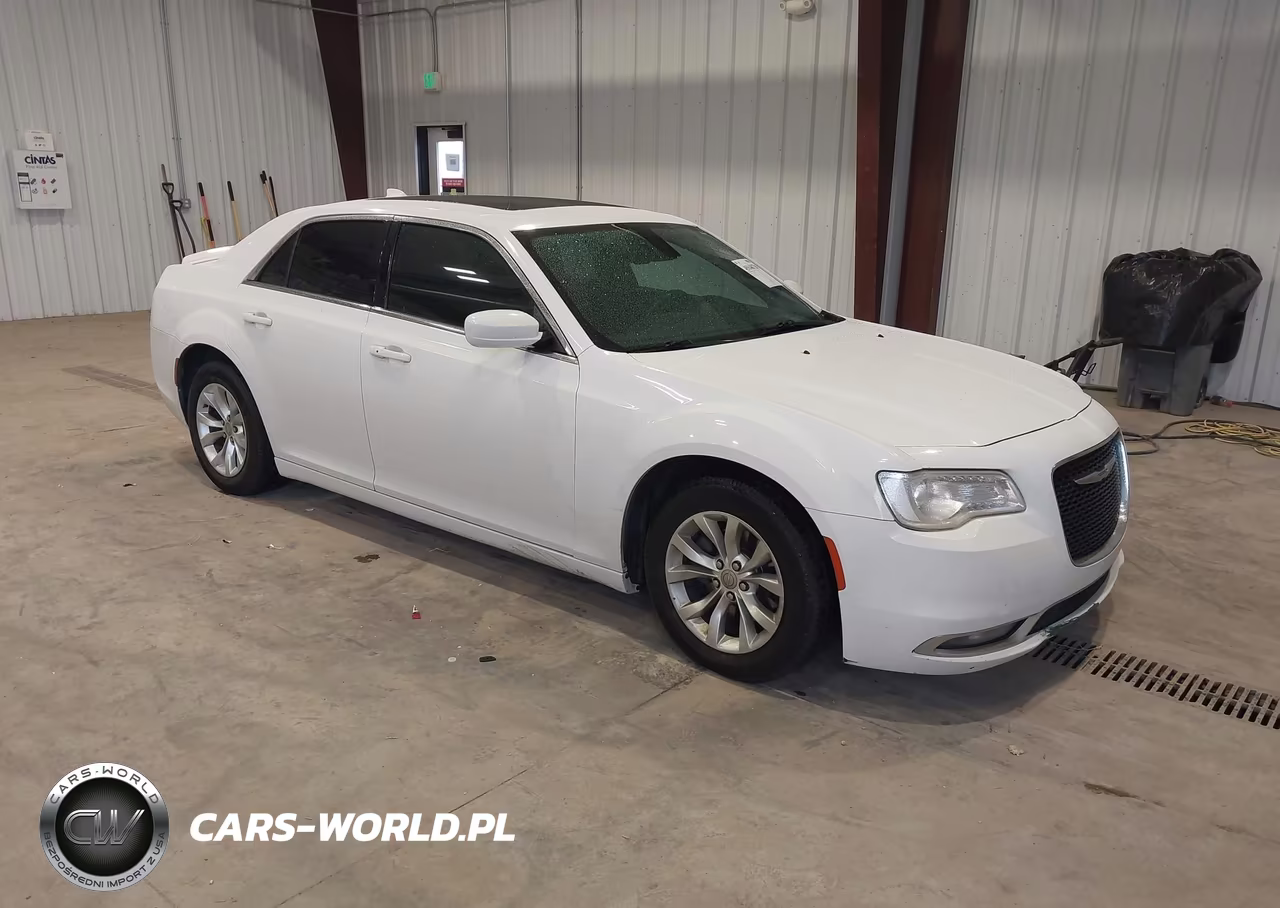 2015 Chrysler 300 Limited