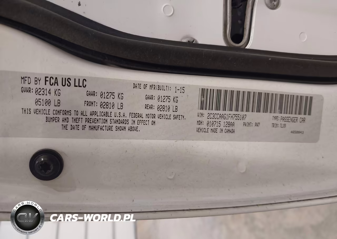2015 Chrysler 300 Limited VIN:2C3CCAAG1FH755107 - 9