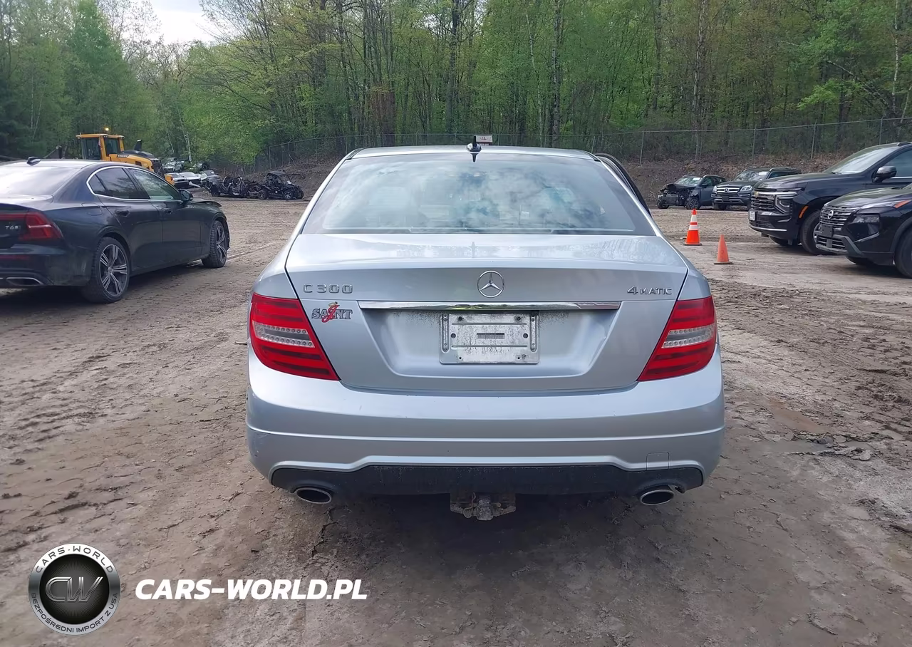 2013 Mercedes-Benz C 300 Sport 4Matic VIN:WDDGF8ABXDG146159 - 16