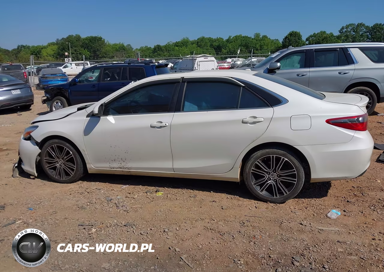 2016 Toyota Camry Se VIN:4T1BF1FKXGU141419 - 14