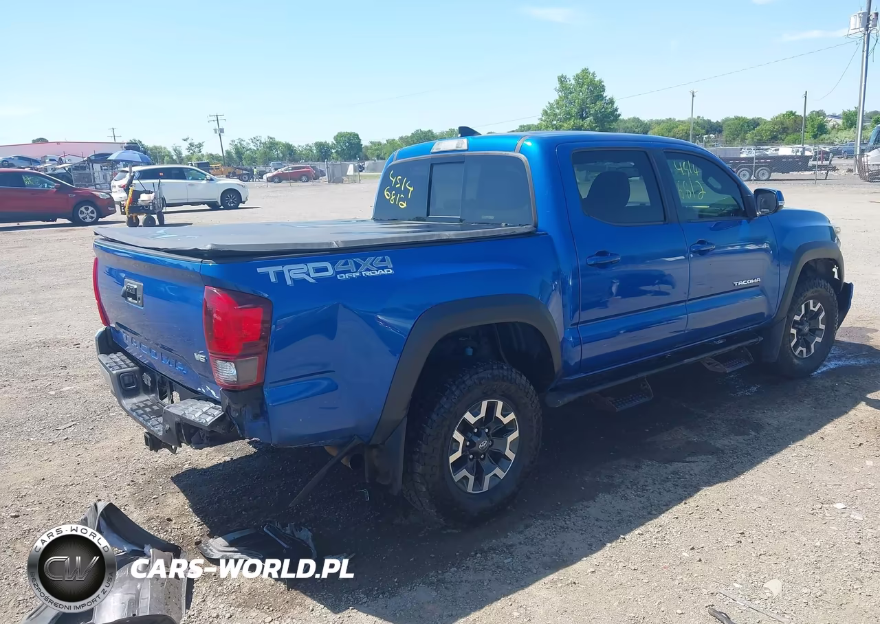 2018 Toyota Tacoma Trd Off Road VIN:3TMCZ5AN9JM142467 - 4