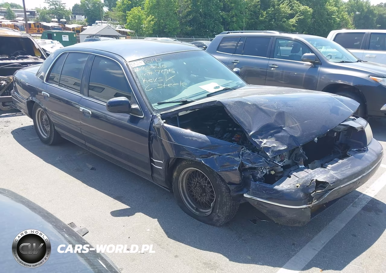 1999 Ford Crown Victoria