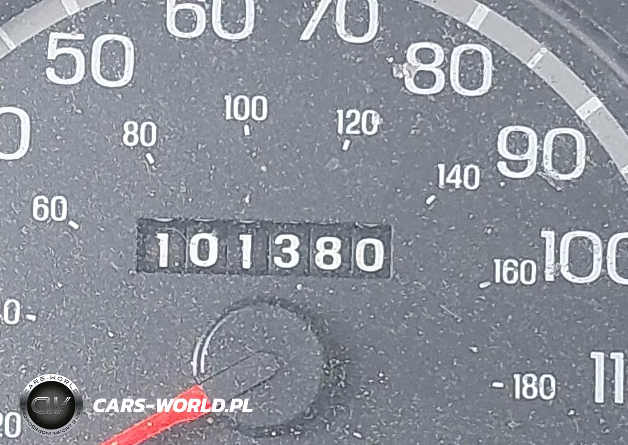 1999 Ford Crown Victoria VIN:2FAFP73W7XX137095 - 16