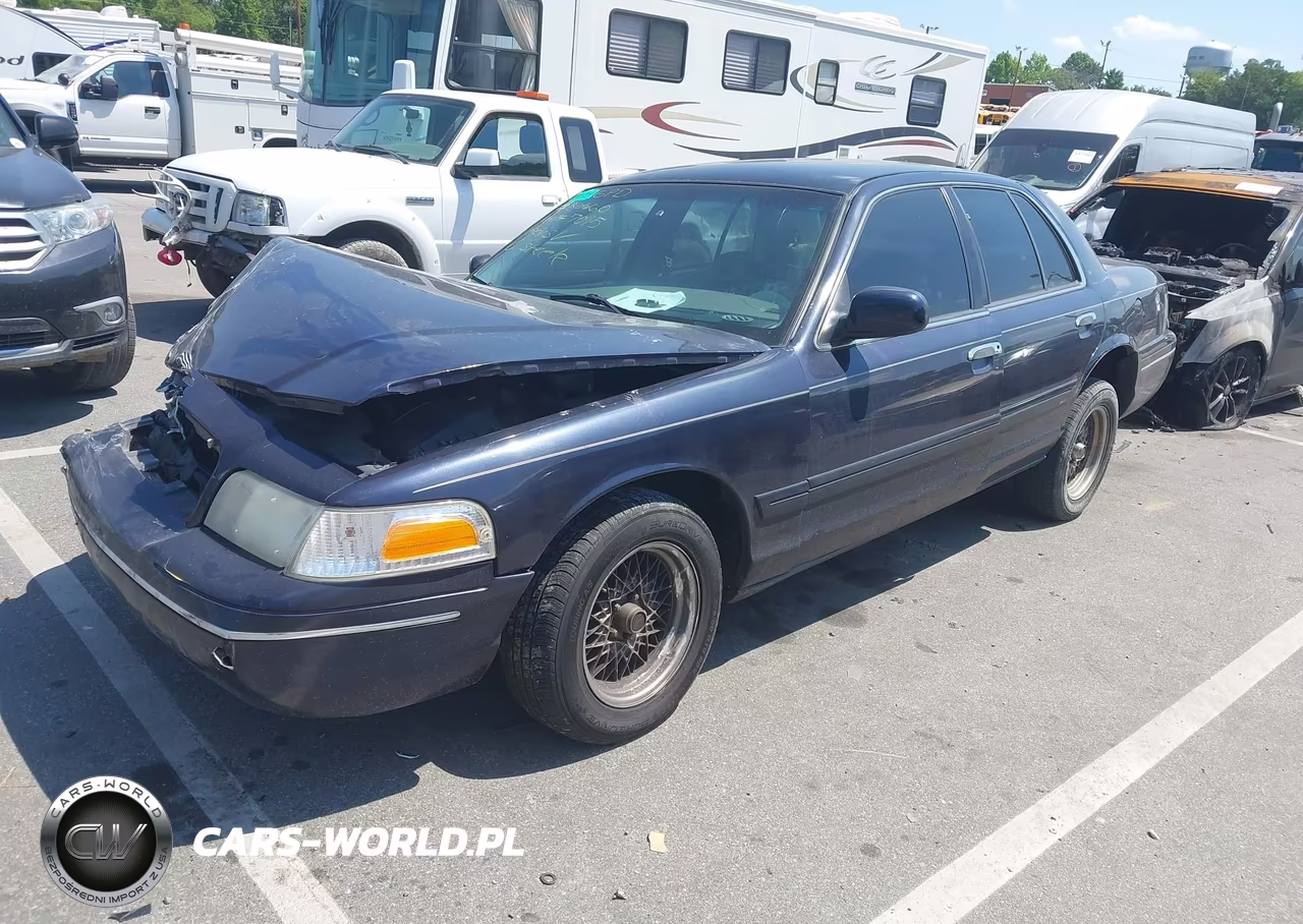 1999 Ford Crown Victoria VIN:2FAFP73W7XX137095 - 2