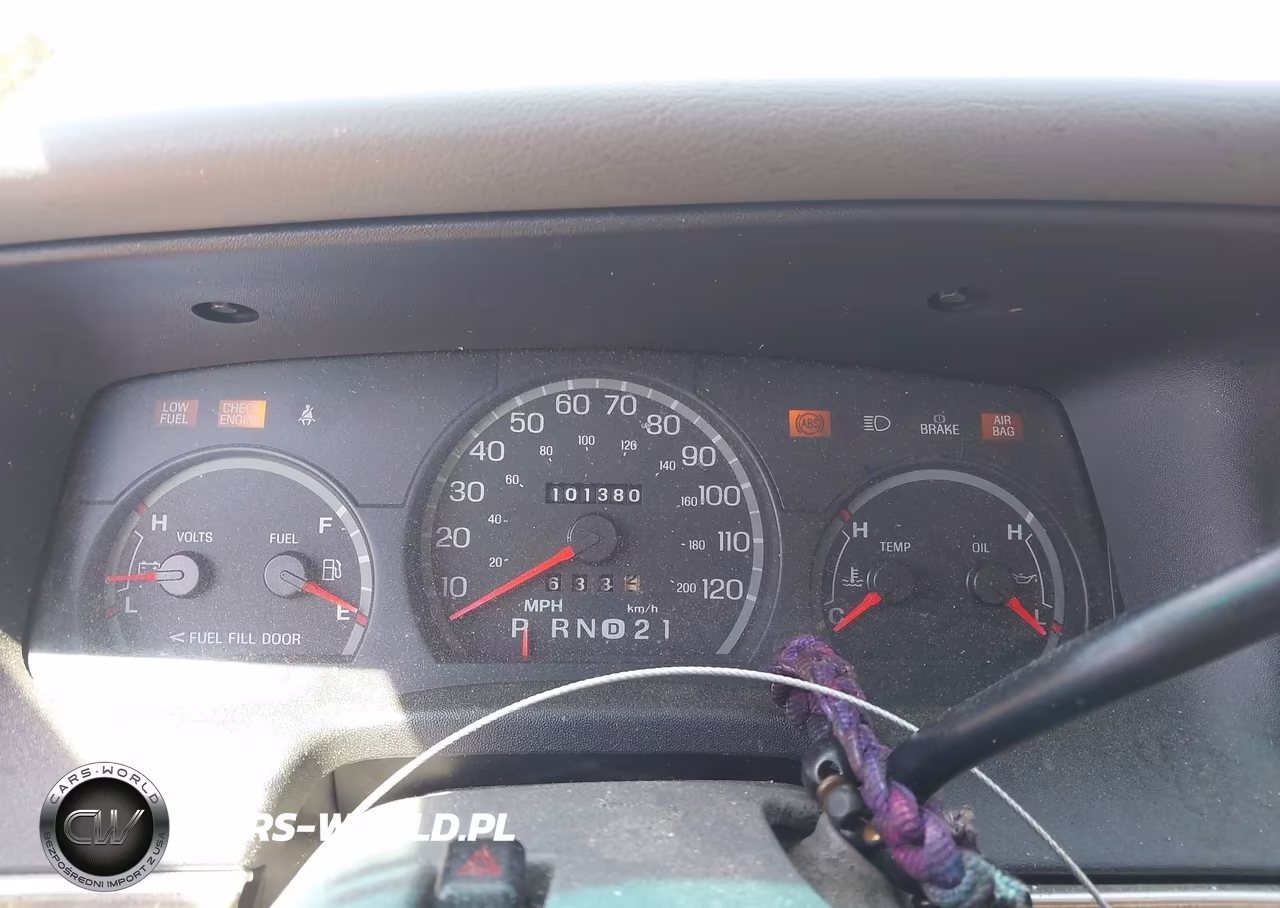 1999 Ford Crown Victoria VIN:2FAFP73W7XX137095 - 7