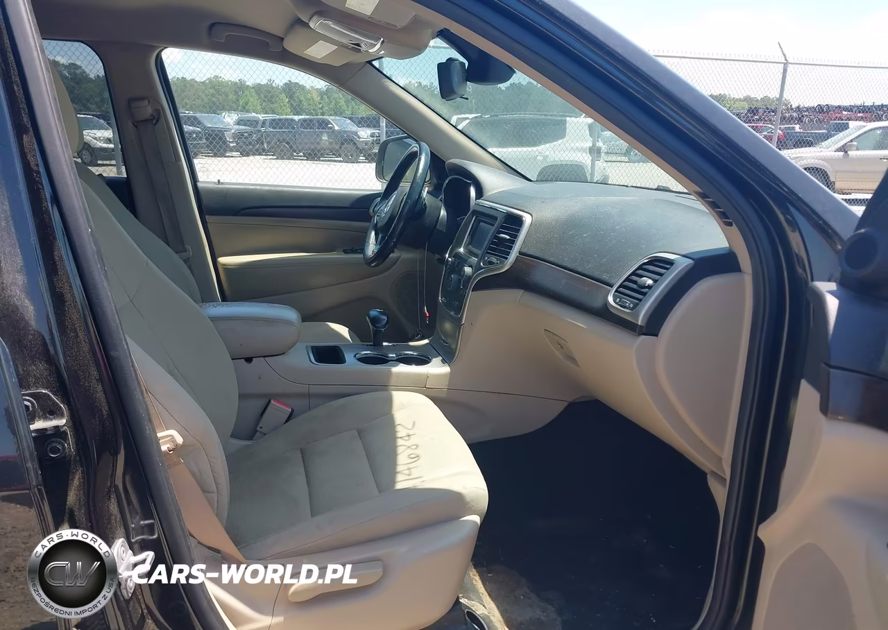 2014 Jeep Grand Cherokee Laredo VIN:1C4RJFAG8EC268819 - 5