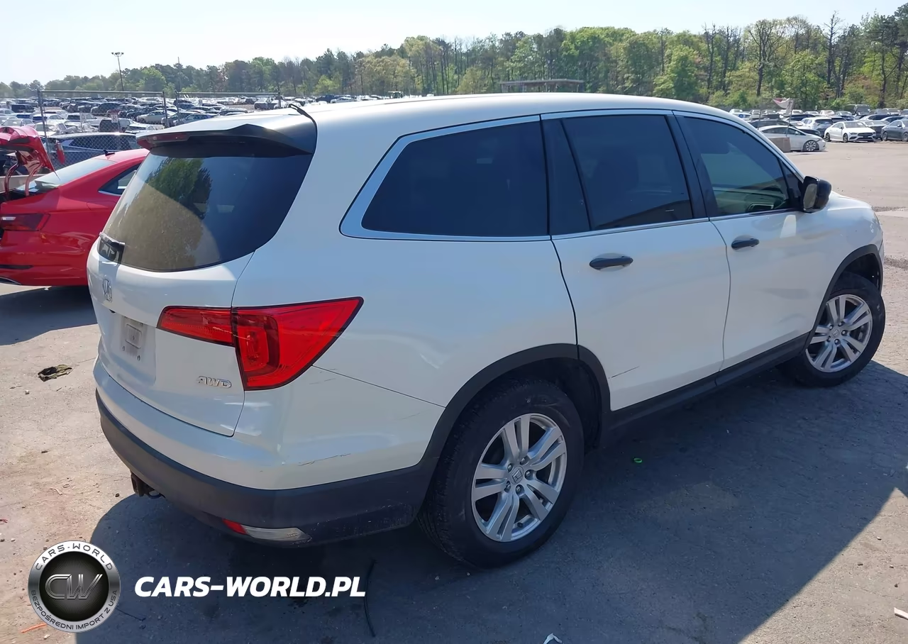 2017 Honda Pilot Lx VIN:5FNYF6H17HB001614 - 4
