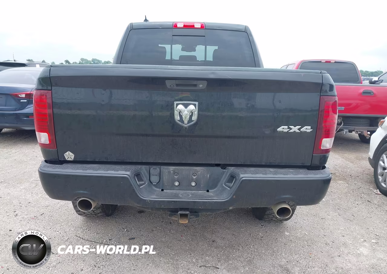 2016 Ram 1500 Sport VIN:1C6RR7MT1GS392888 - 16