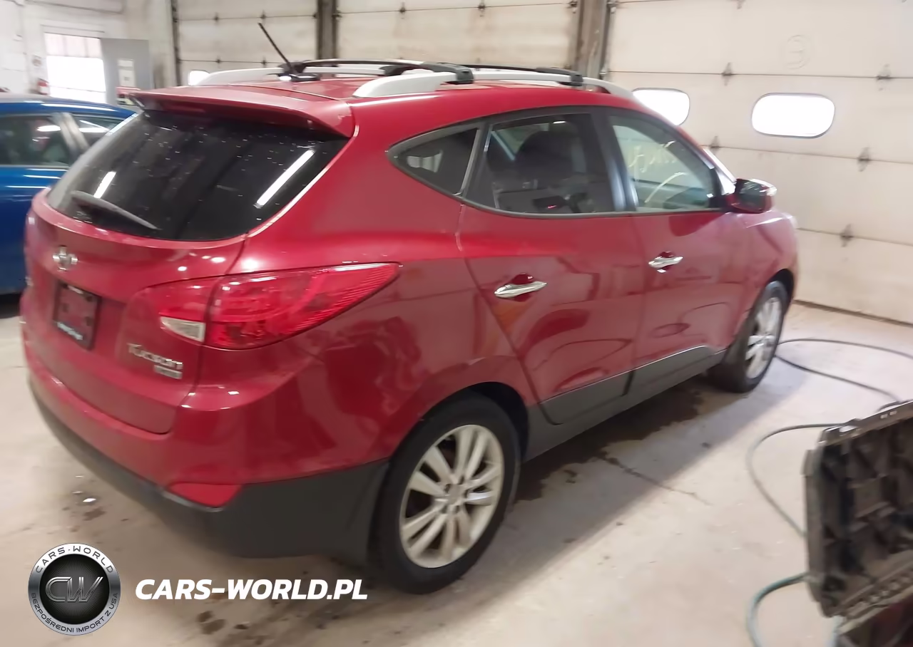 2013 Hyundai Tucson Limited VIN:KM8JU3AC3DU547664 - 4