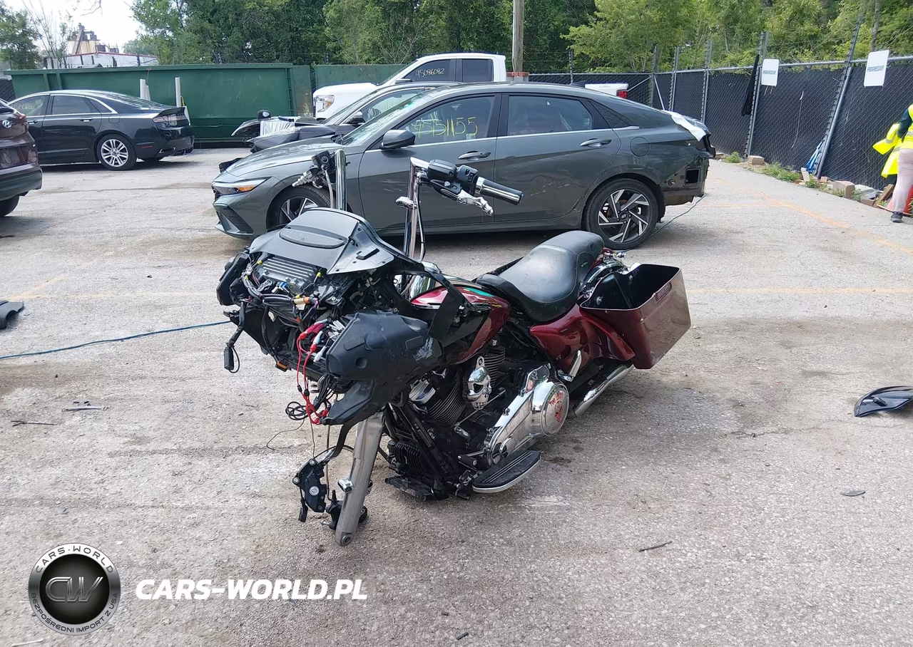 2017 Harley-Davidson Fltrxs Road Glide Special VIN:1HD1KTC1XHB622320 - 2