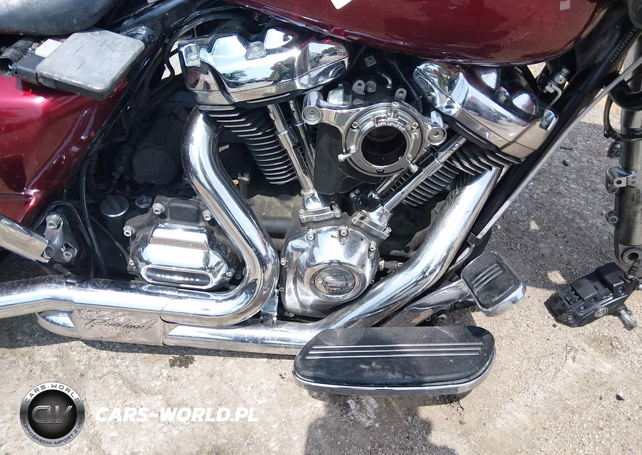 2017 Harley-Davidson Fltrxs Road Glide Special VIN:1HD1KTC1XHB622320 - 8