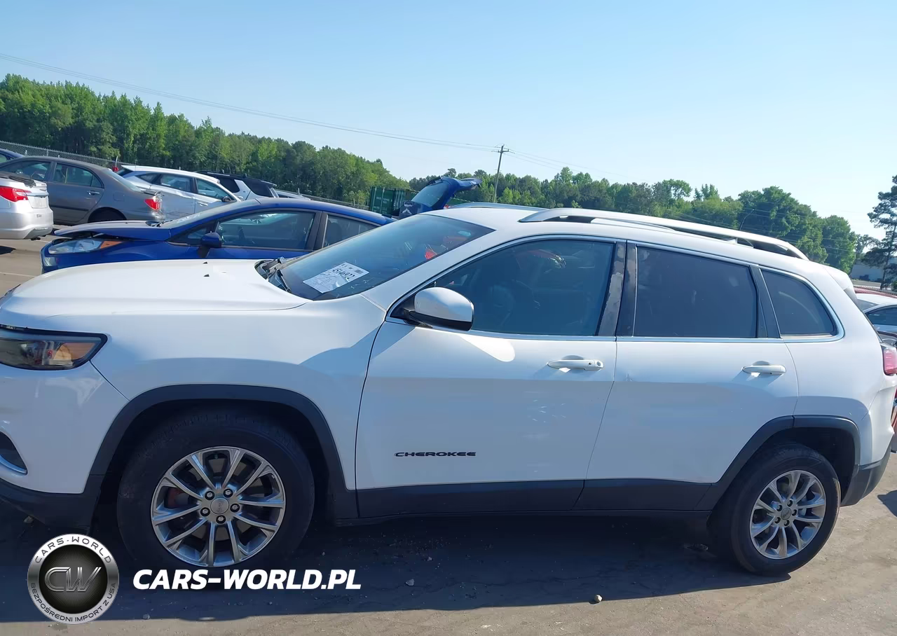2019 Jeep Cherokee Latitude Plus Fwd VIN:1C4PJLLN2KD147615 - 14