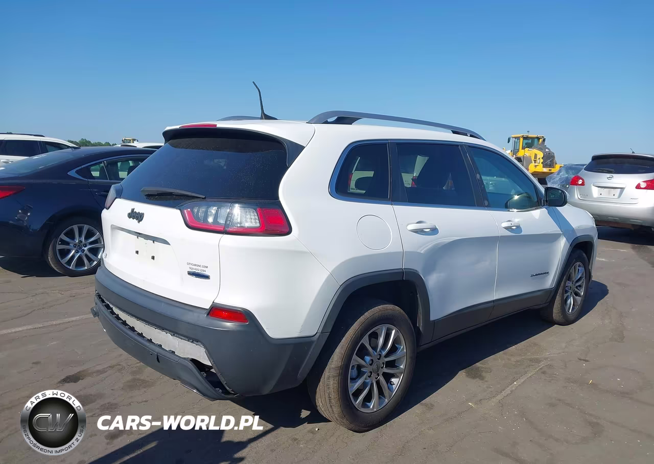 2019 Jeep Cherokee Latitude Plus Fwd VIN:1C4PJLLN2KD147615 - 4