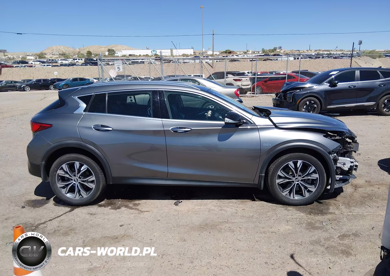 2018 Infiniti Qx30 Premium VIN:SJKCH5CR1JA056387 - 14