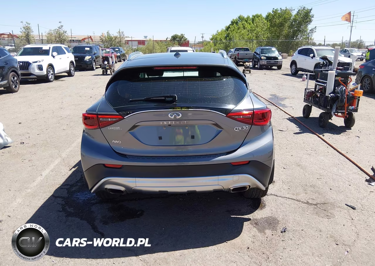 2018 Infiniti Qx30 Premium VIN:SJKCH5CR1JA056387 - 17