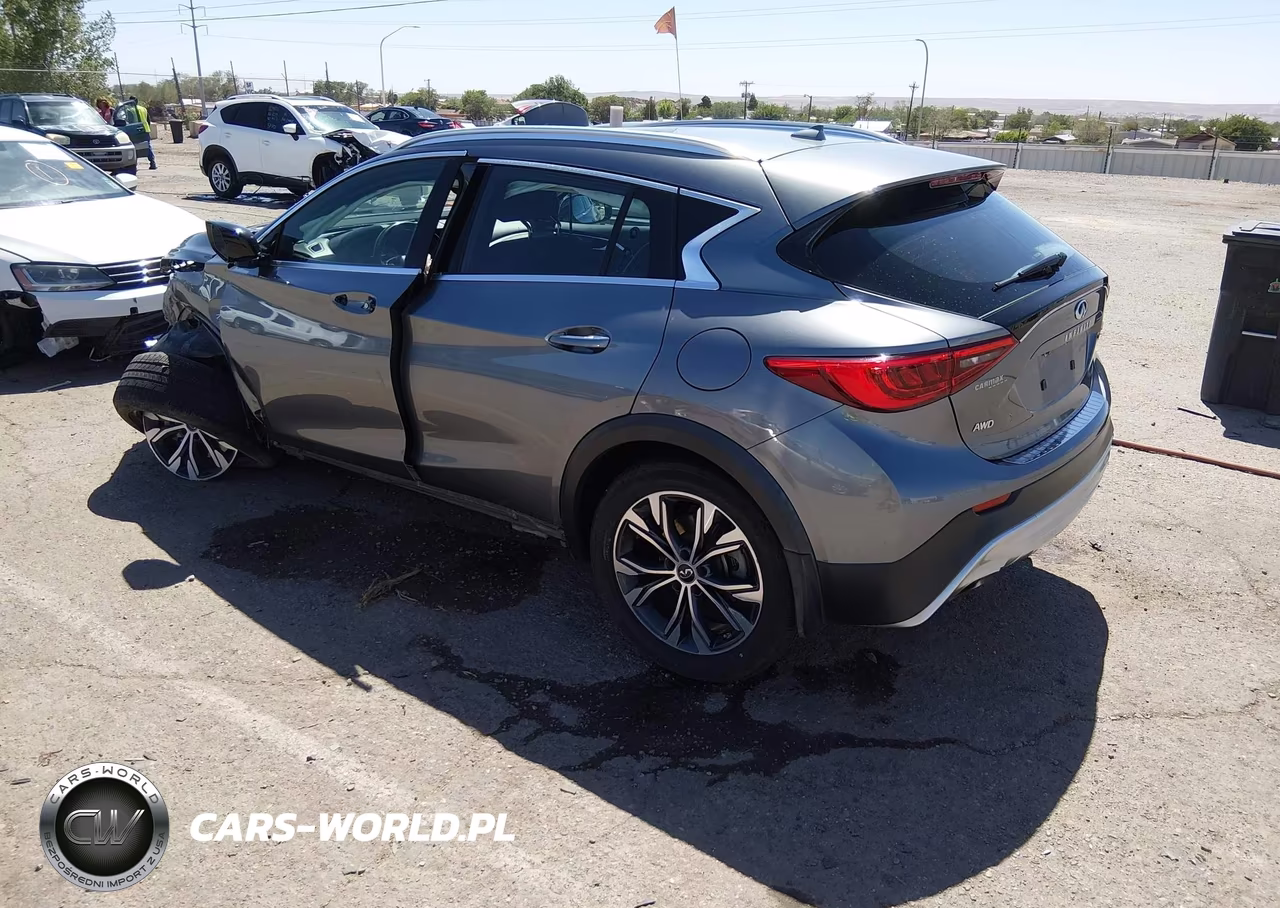 2018 Infiniti Qx30 Premium VIN:SJKCH5CR1JA056387 - 3