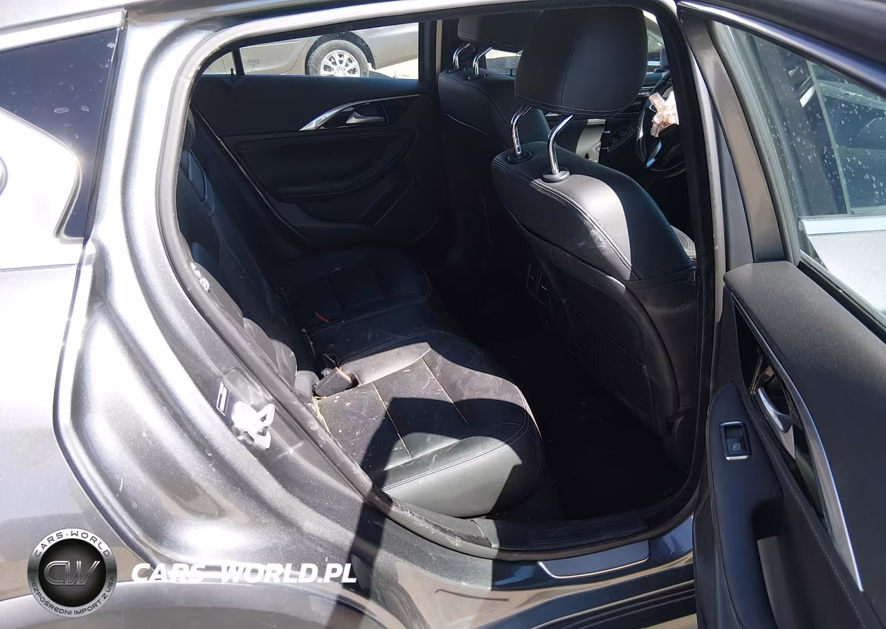 2018 Infiniti Qx30 Premium VIN:SJKCH5CR1JA056387 - 8