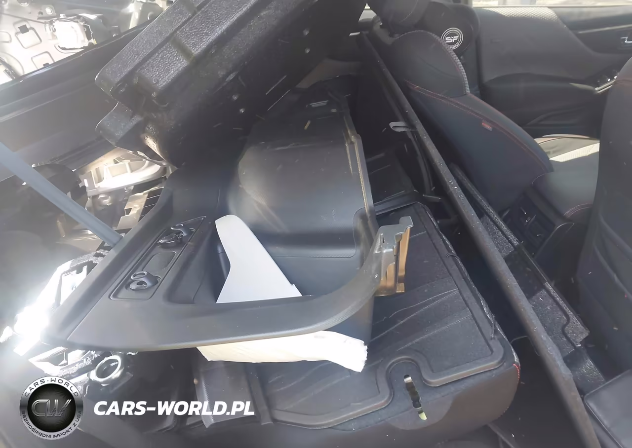 2024 Subaru Forester Sport VIN:JF2SKAEC9RH443999 - 8