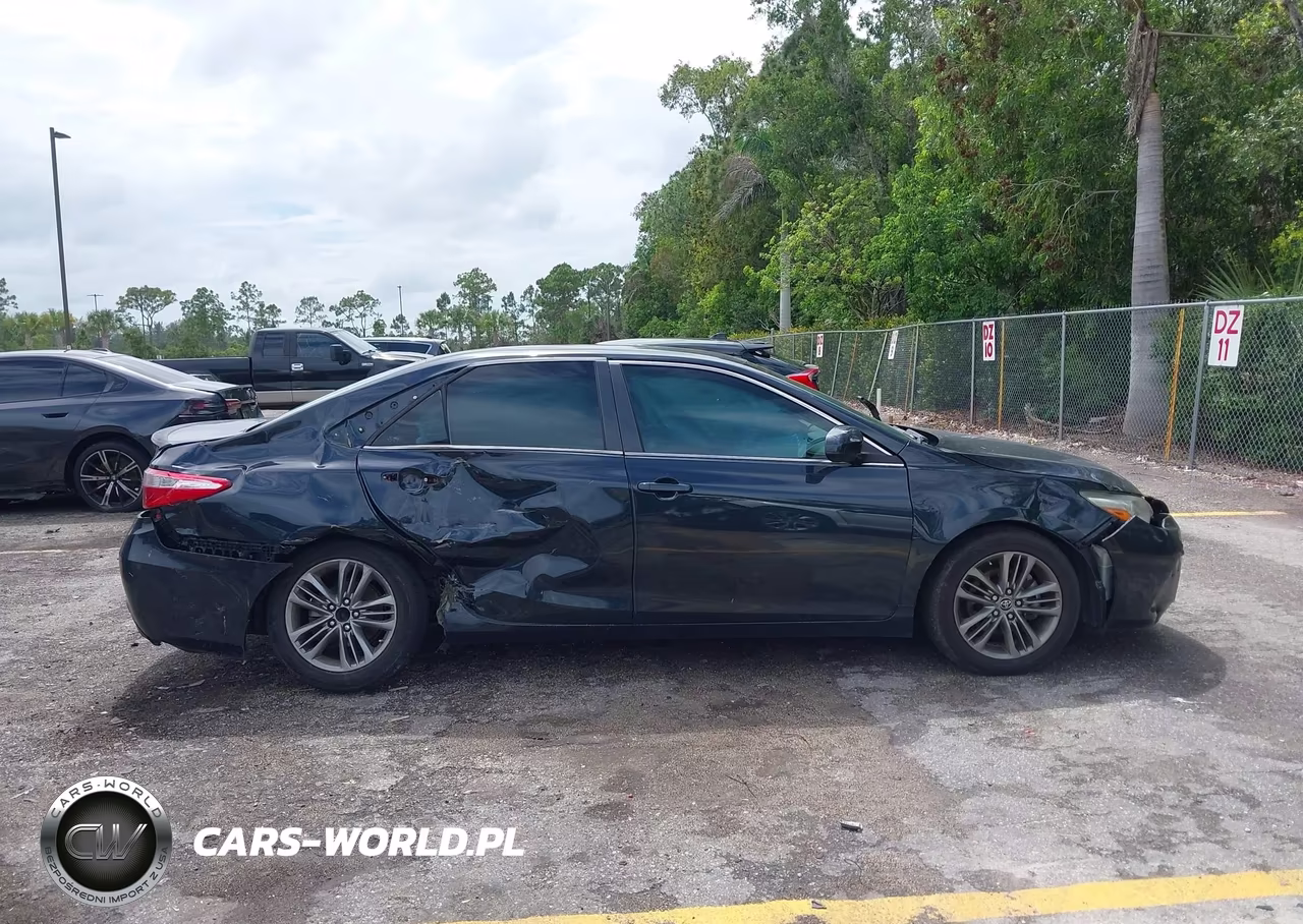 2015 Toyota Camry Se VIN:4T1BF1FK6FU001351 - 13