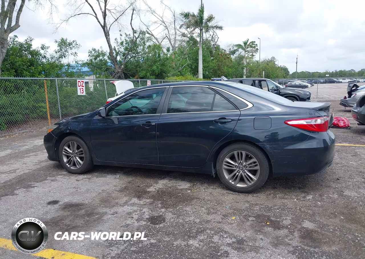 2015 Toyota Camry Se VIN:4T1BF1FK6FU001351 - 14