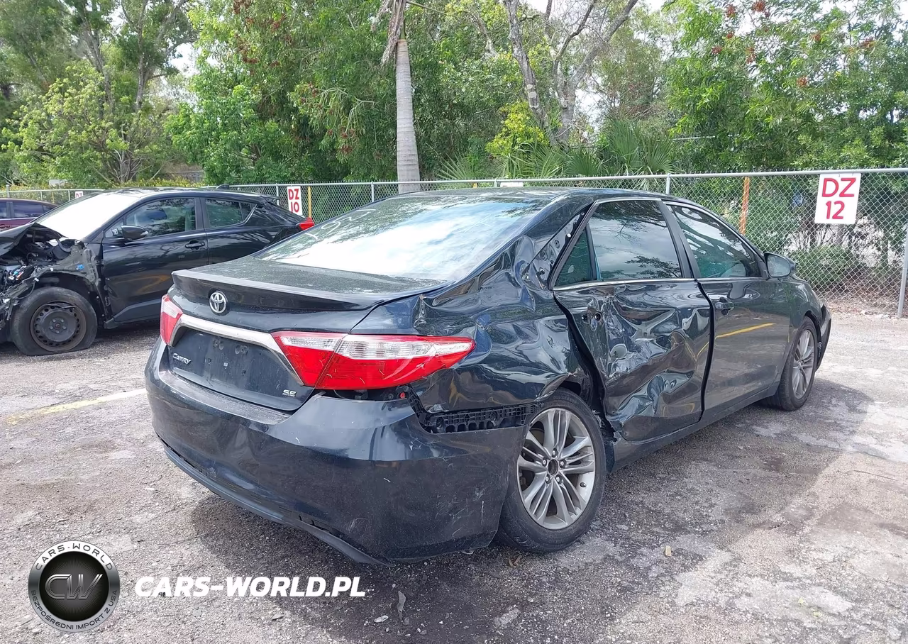 2015 Toyota Camry Se VIN:4T1BF1FK6FU001351 - 6