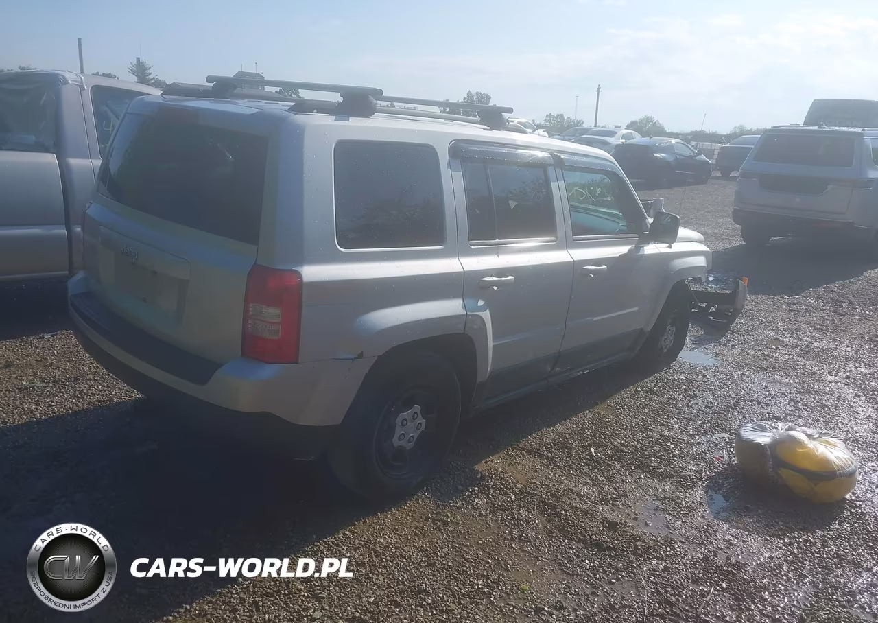 2011 Jeep Patriot Sport VIN:1J4NT1GA0BD252371 - 4
