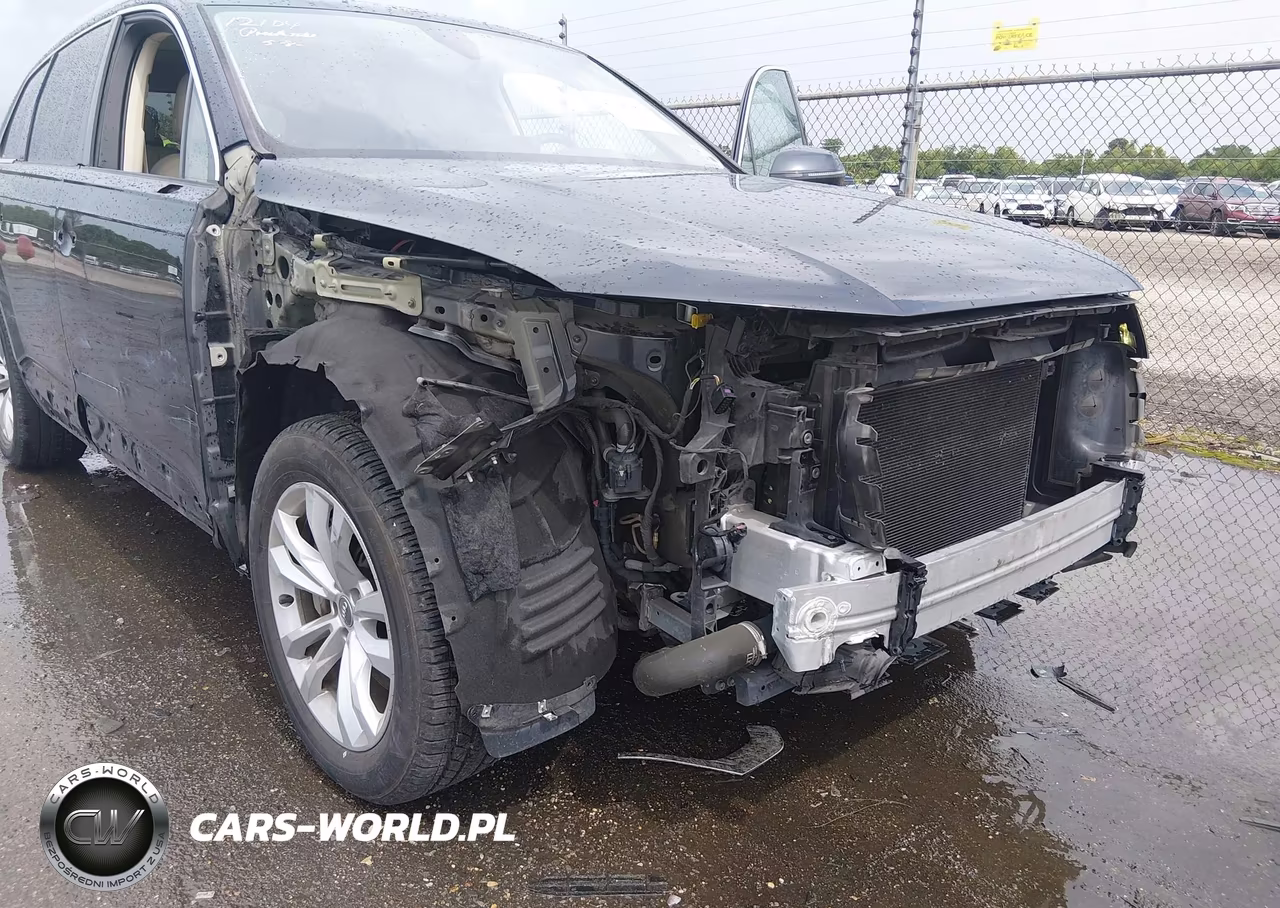 2017 Audi Q7 2.0T Premium VIN:WA1AHAF79HD048912 - 6