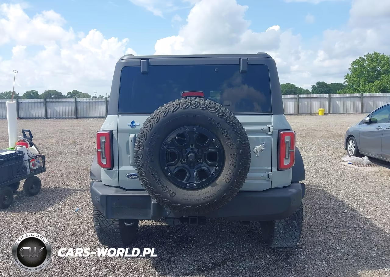 2022 Ford Bronco Outer Banks VIN:1FMEE5DP8NLB73360 - 17