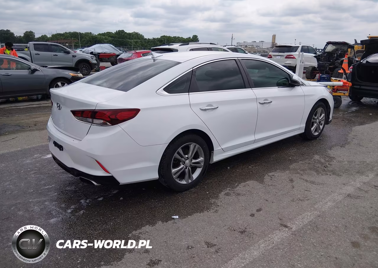 2018 Hyundai Sonata Sel VIN:5NPE34AFXJH635867 - 4
