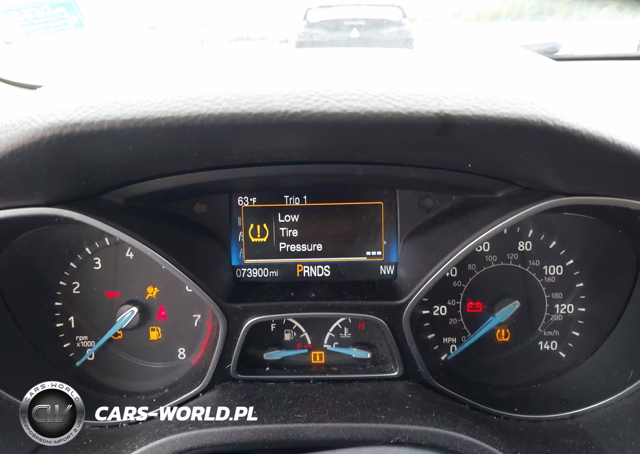 2018 Ford Focus Se VIN:1FADP3FE1JL219802 - 7