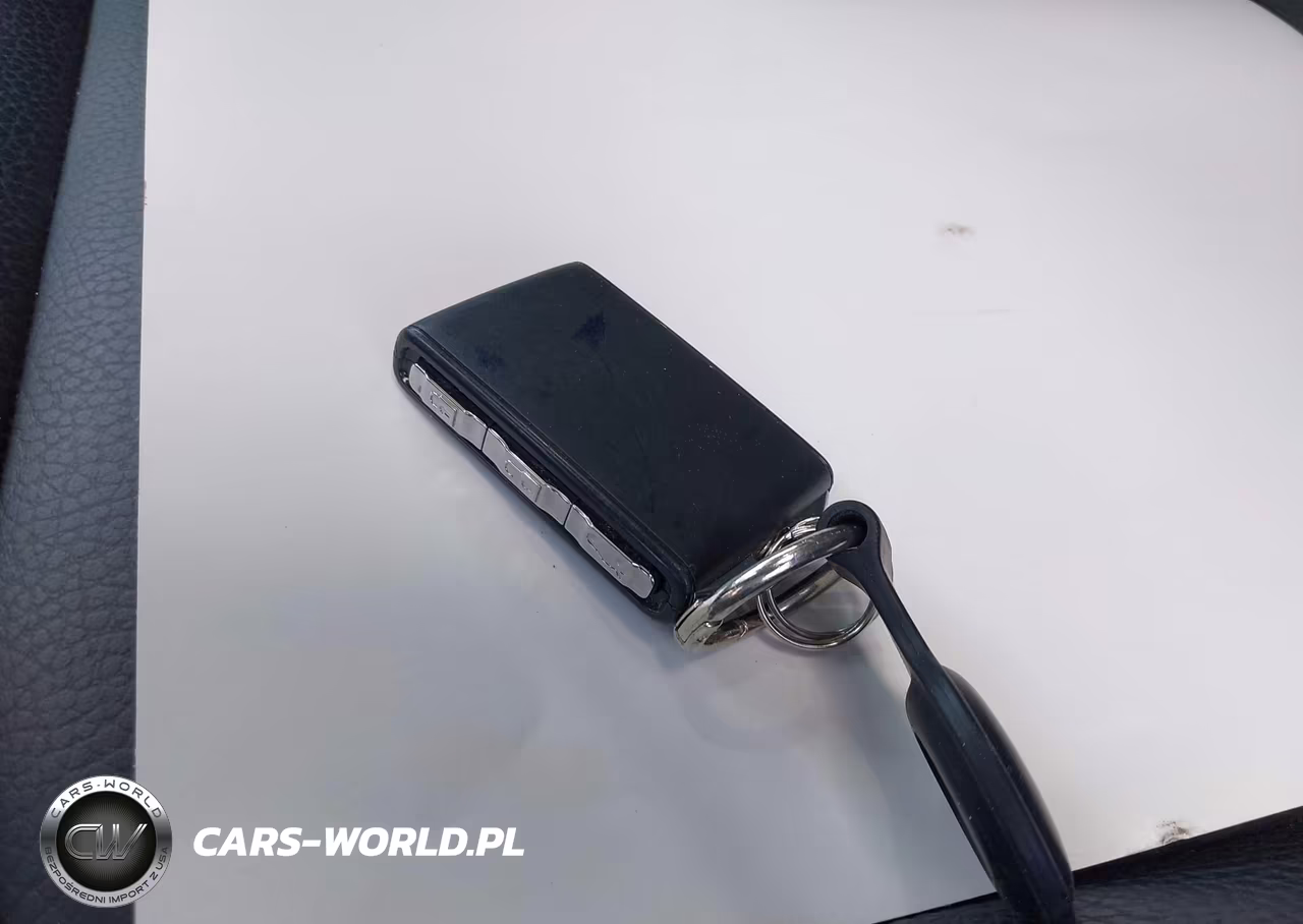 2025 Volvo Xc90 Plug-In Hybrid Plus VIN:YV4H60PE0S1318794 - 11