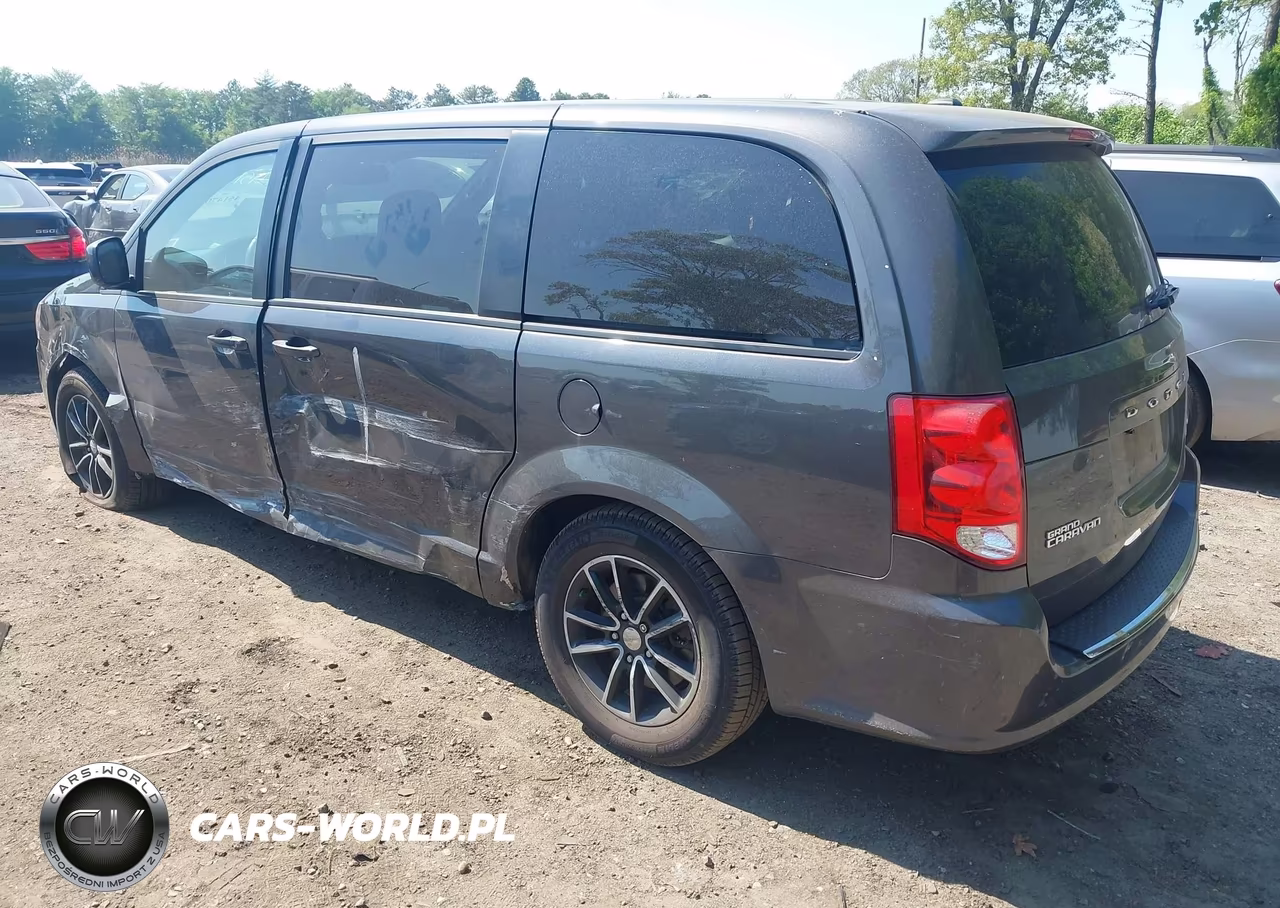 2019 Dodge Grand Caravan Gt VIN:2C4RDGEG5KR529835 - 3